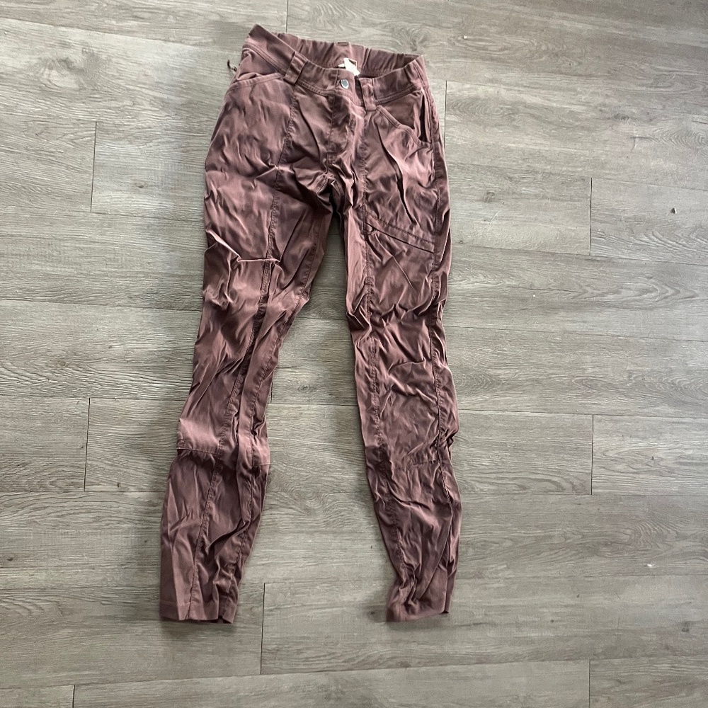 Duluth Dry on the Fly Slim Leg Women's Pants 2x33 - burgundy